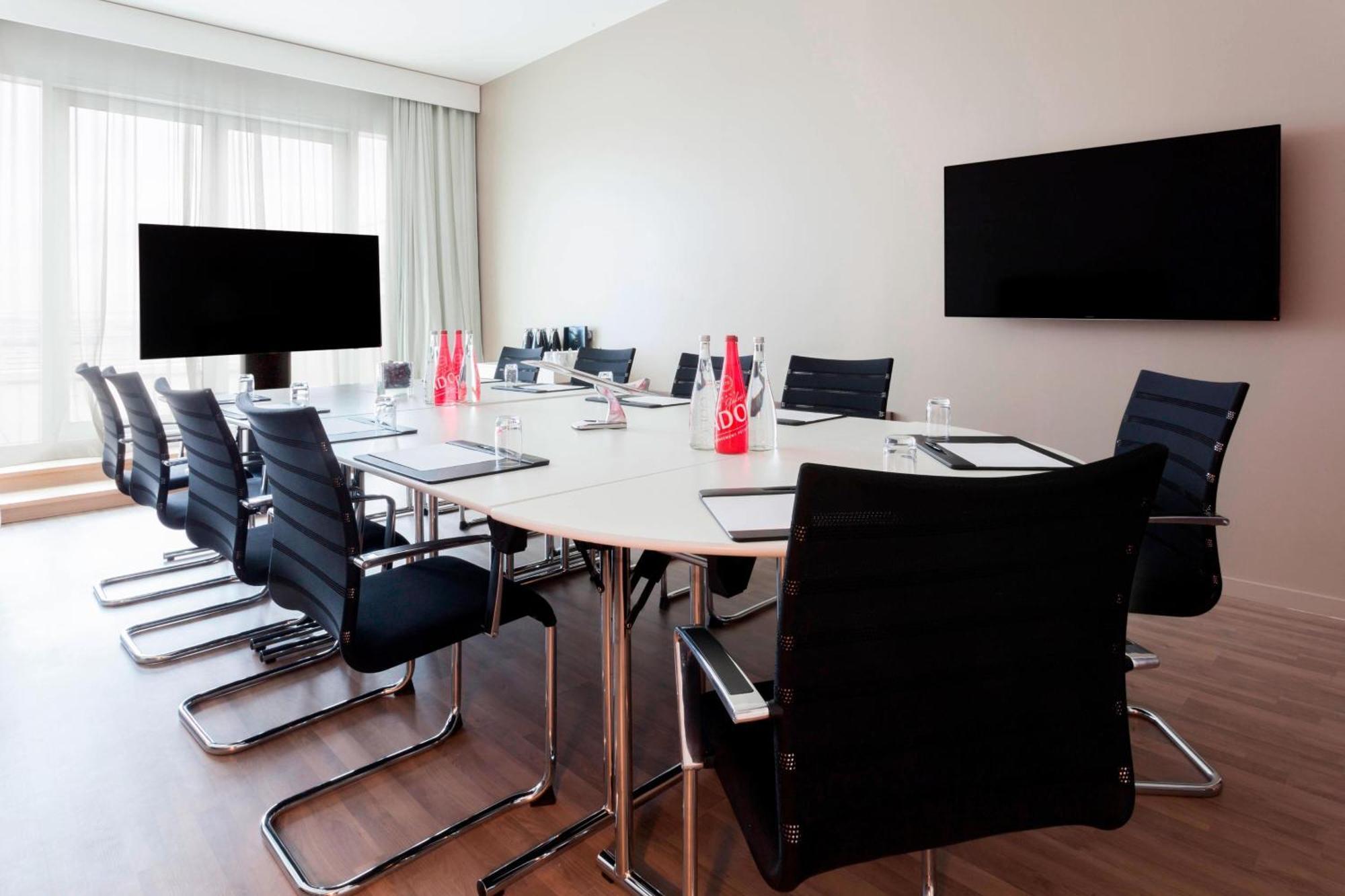 Ac Hotel By Marriott Paris Le Bourget Airport Dugny Exteriér fotografie