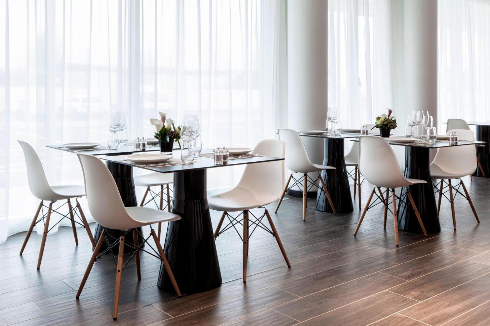 Ac Hotel By Marriott Paris Le Bourget Airport Dugny Exteriér fotografie