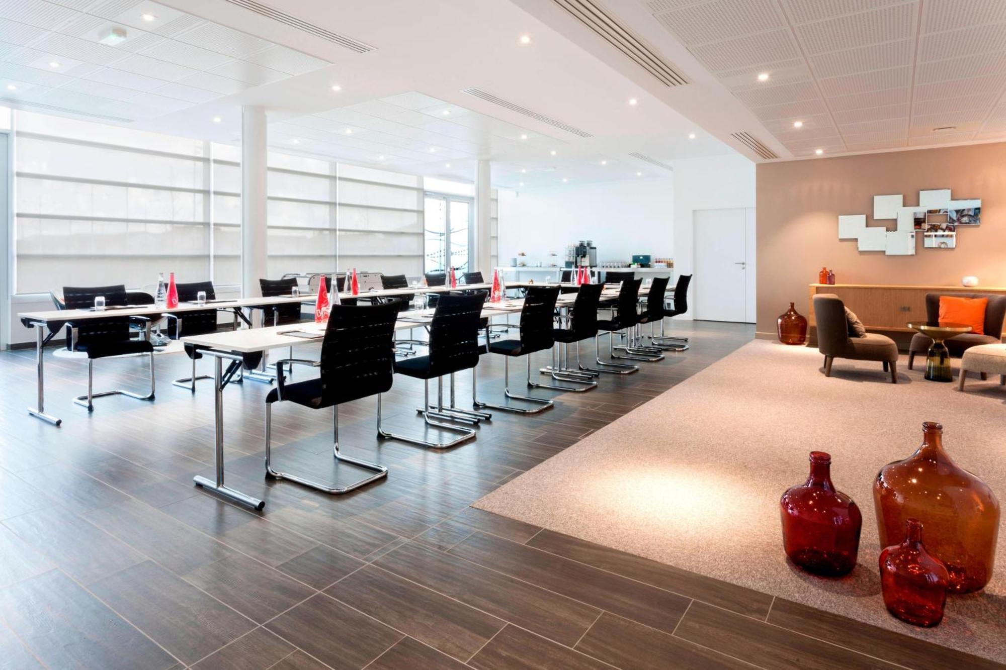 Ac Hotel By Marriott Paris Le Bourget Airport Dugny Exteriér fotografie