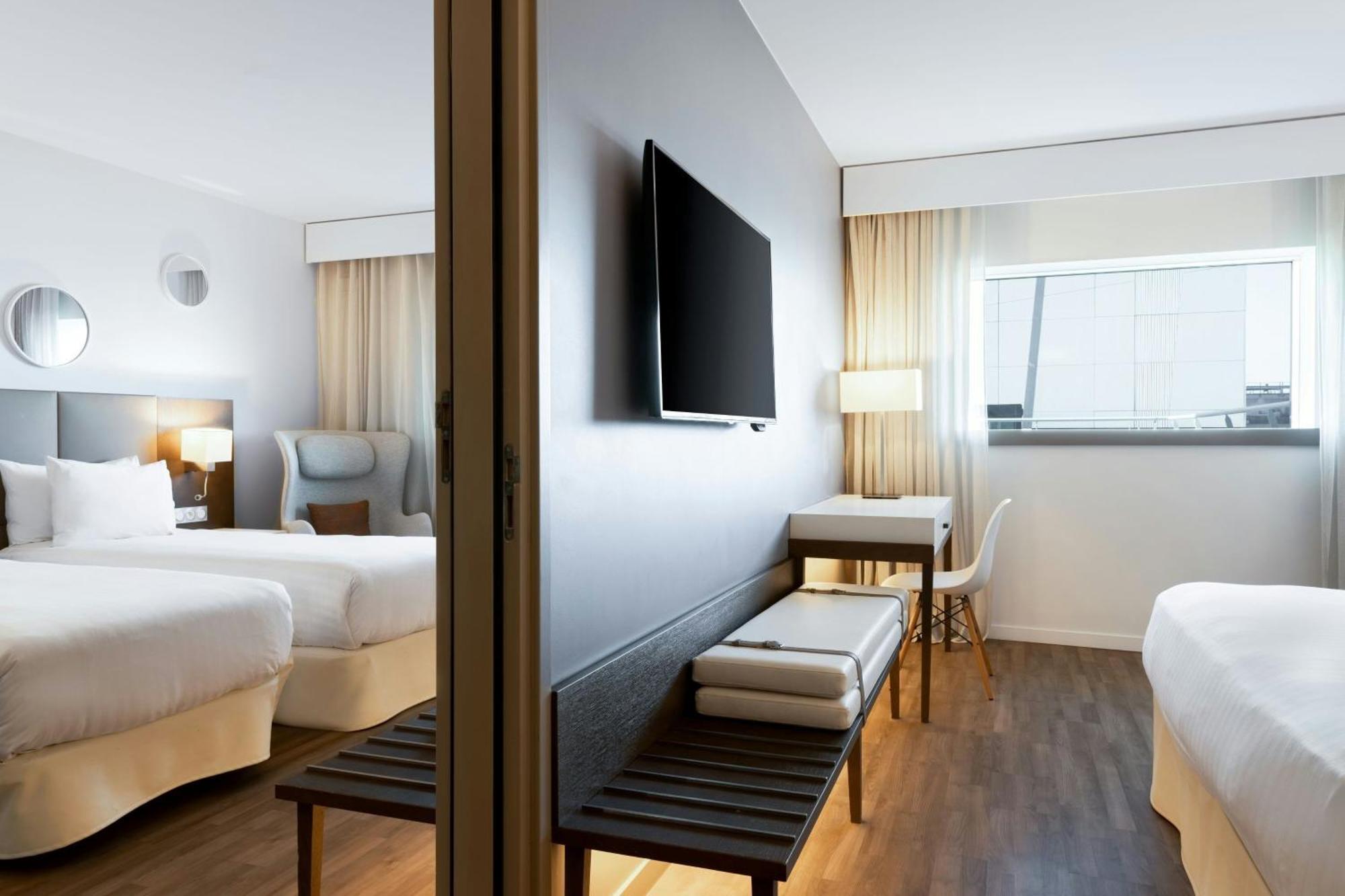 Ac Hotel By Marriott Paris Le Bourget Airport Dugny Exteriér fotografie